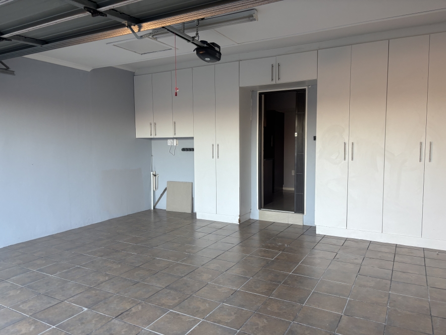 To Let 3 Bedroom Property for Rent in South End Eastern Cape